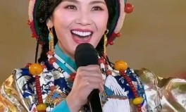 内娱中年女星近期状况：孙俪衣品堪忧周迅颜值回春，揭秘！为何内娱中年女星们近期反复出圈？底子让人讶异！及三万万顶流瓜成谜华晨宇樊博艺也躺枪男方管事室辟谣恋情表传，2025127爆姐的饭后爆料：机密女艺人