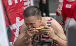 最近网红吃瓜群众,吃瓜群众见证流量大战